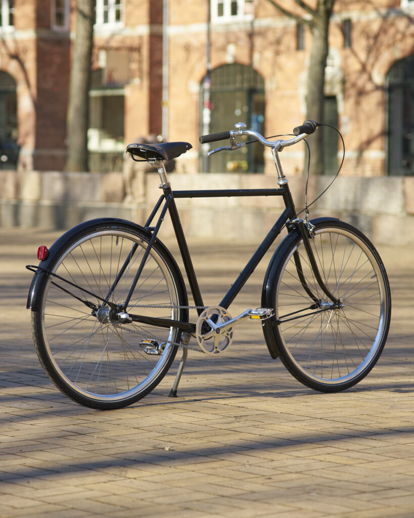 Pelago Bristol Black at Blågårds Plads in Nørrebro Copenhagen. Photo by Københavns Cykelkooperativ